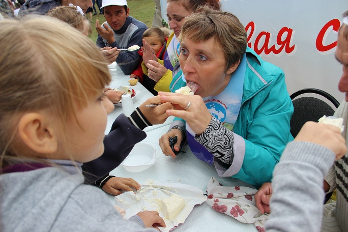 Почти по килограмму мороженого съели многодетные семьи Ташлинского района